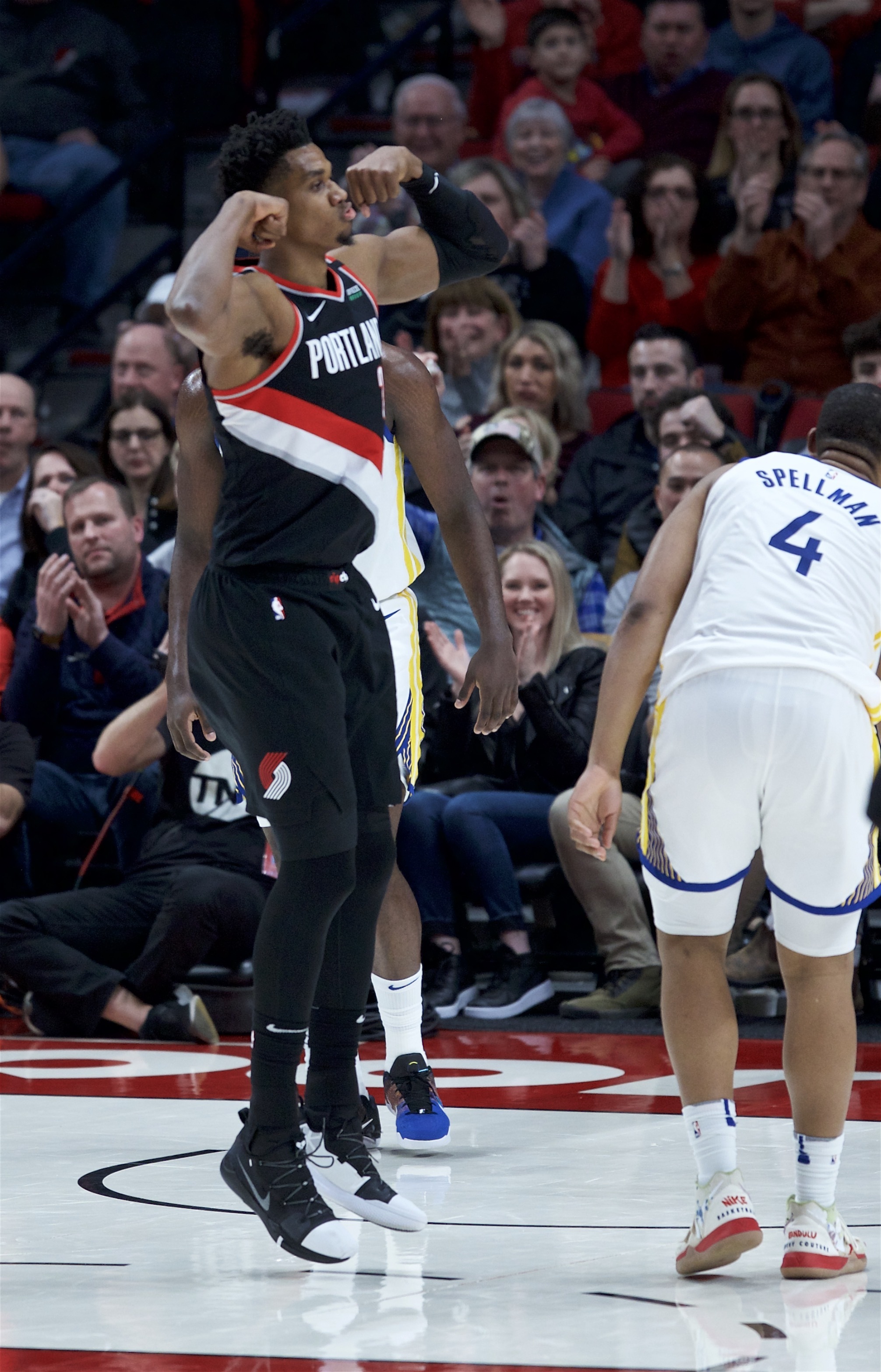 Damian Lillard scores 61 as Trail Blazers beat Warriors in OT