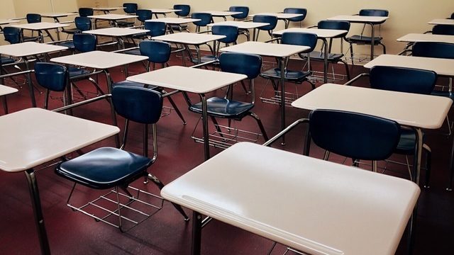 Florida governor’s budget proposal includes raising minimum teacher pay to $47,500 - WKMG News 6 & ClickOrlando