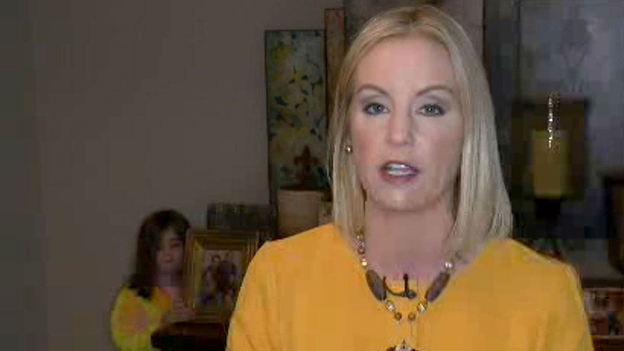 whoops-kprc-2-consumer-expert-amy-davis-has-her-own-bbc-moment-live-on-tv