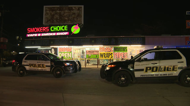 SAPD: Teen stabs store clerk multiple times during robbery at smoke shop SAPD: Teen stabs store clerk multiple times during robbery at smoke shop